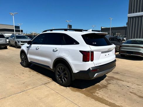 Used 2023 Kia Sorento SX Prestige AWD/4WD image 2
