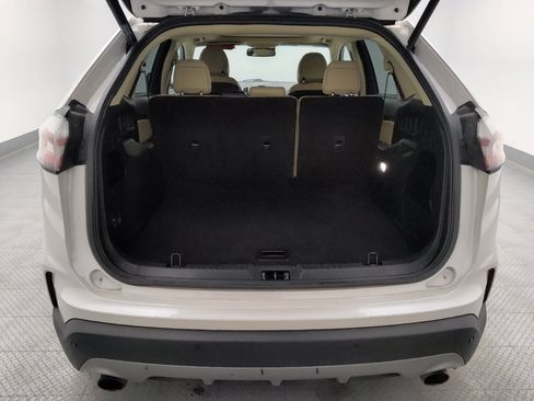 Used 2019 Ford Edge SEL w/ Equipment Group 201A FWD image 29