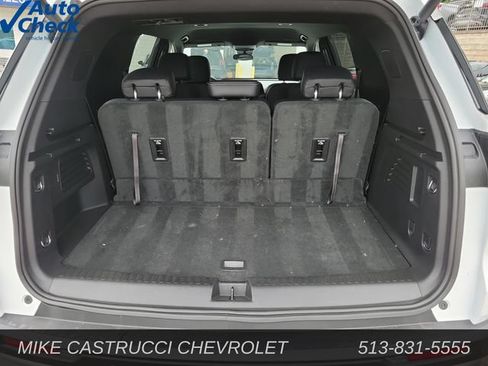 Used 2026 Chevrolet Traverse LT AWD/4WD image 25