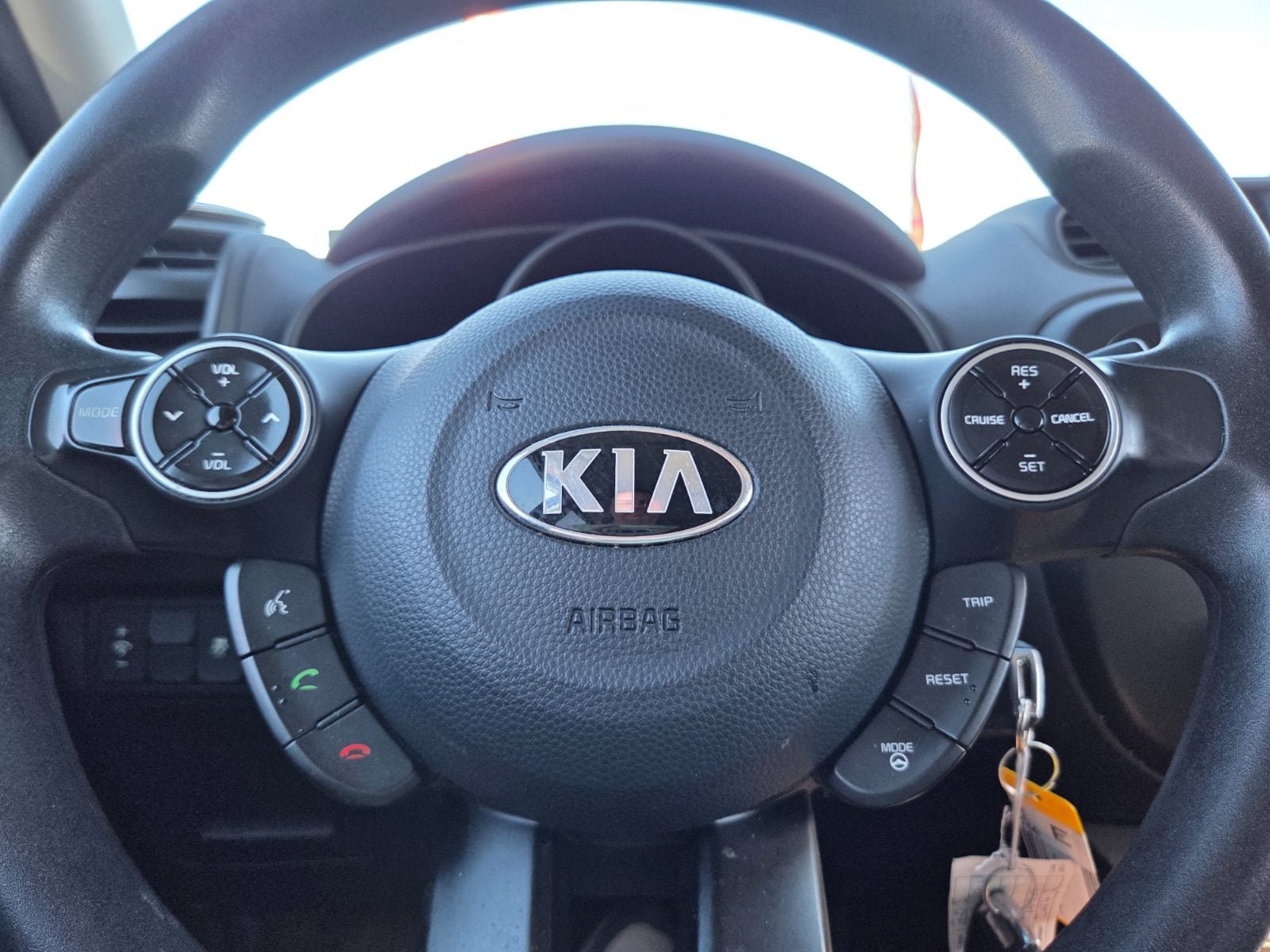 Used 2015 Kia Soul + FWD image 17