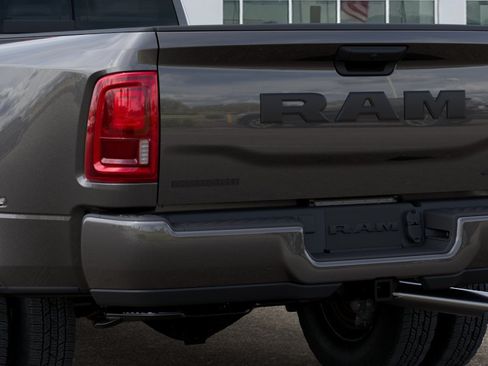 New 2026 RAM 3500 Big Horn AWD/4WD image 13