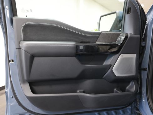 Used 2023 Ford F150 Lightning Platinum AWD/4WD image 22