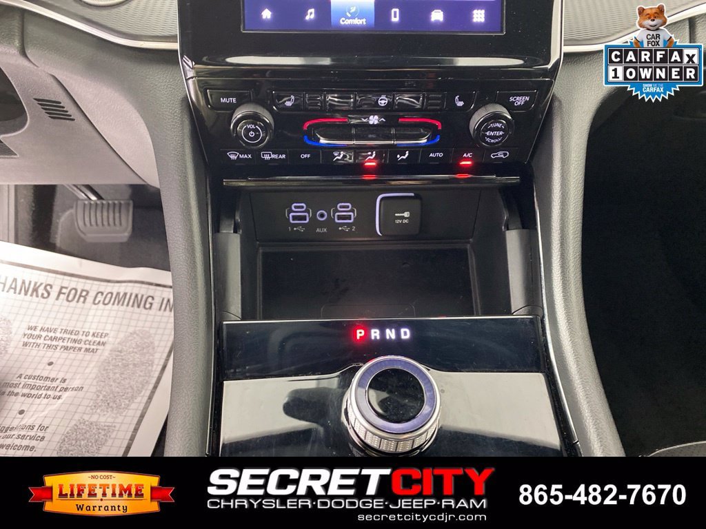 Used 2023 Jeep Grand Cherokee L Laredo AWD/4WD image 22
