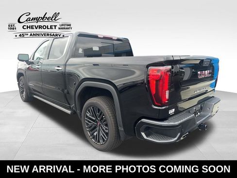 Used 2022 GMC Sierra 1500 Denali w/ Denali Premium Package AWD/4WD image 3