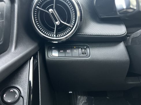 Used 2025 Chevrolet Equinox LT image 25