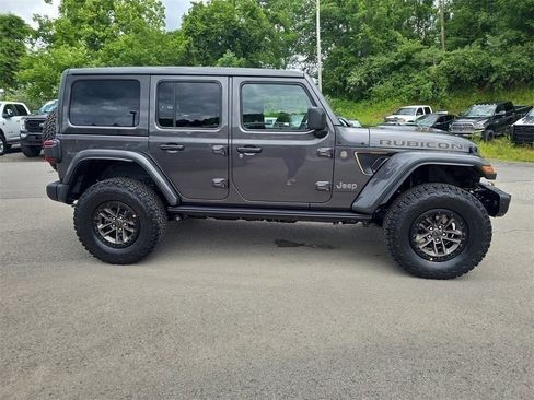 New 2025 Jeep Wrangler Unlimited Rubicon 392 image 3