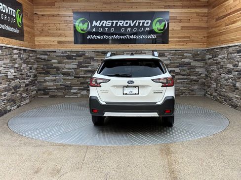 Used 2024 Subaru Outback Touring XT w/ Popular Package #2 AWD/4WD image 8