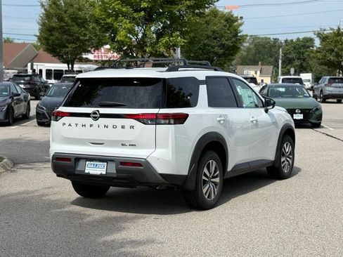 New 2026 Nissan Pathfinder SL AWD/4WD image 5