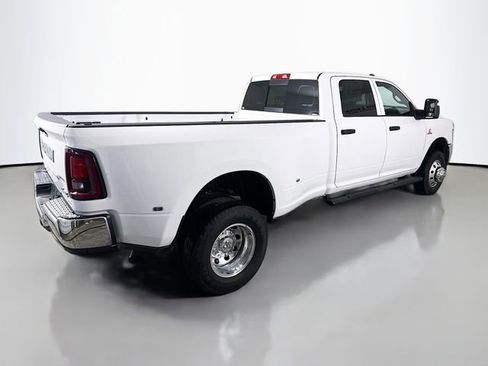 New 2026 RAM 3500 Tradesman AWD/4WD image 7