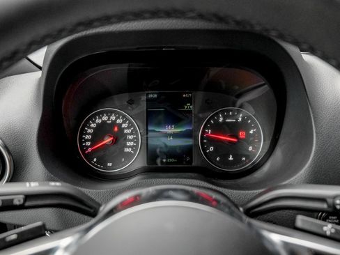 Used 2025 Mercedes-Benz Sprinter 2500 image 16