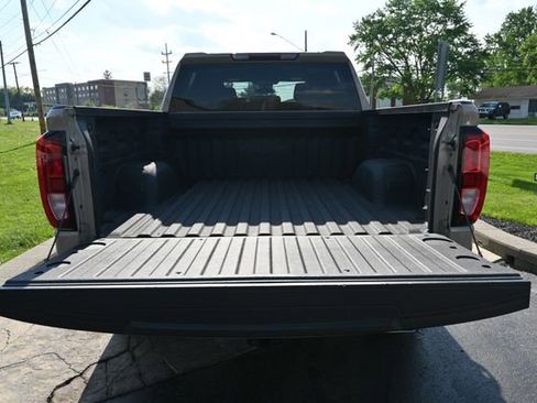 Used 2023 GMC Sierra 1500 Elevation w/ X31 Off-Road Package AWD/4WD image 22