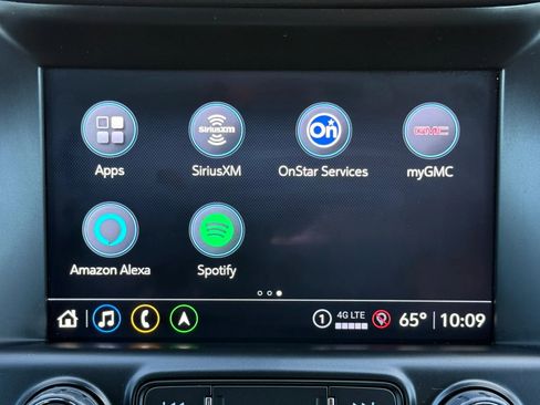 Used 2022 GMC Terrain Denali w/ LPO, Floor Liner Package AWD/4WD image 34