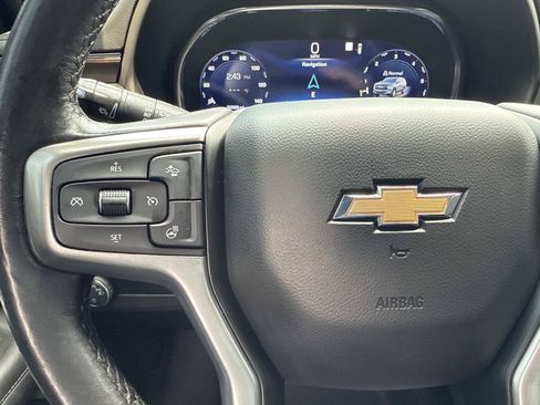 Used 2022 Chevrolet Tahoe LT w/ Luxury Package RWD image 16