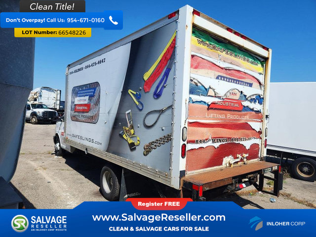 Used 2014 GMC Savana 3500 Extended RWD image 3