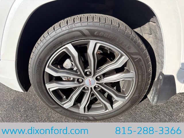 Used 2020 GMC Terrain Denali w/ GMC Pro Grade Package AWD/4WD image 31