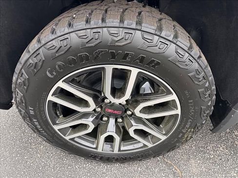 New 2026 GMC Sierra 1500 AT4 w/ AT4 Premium Package image 15