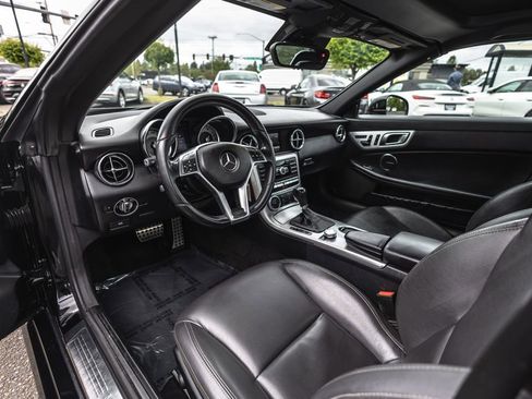 Used 2014 Mercedes-Benz SLK 250 w/ Sport Package image 16