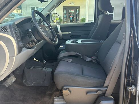 Used 2013 Chevrolet Silverado 1500 LS AWD/4WD image 9