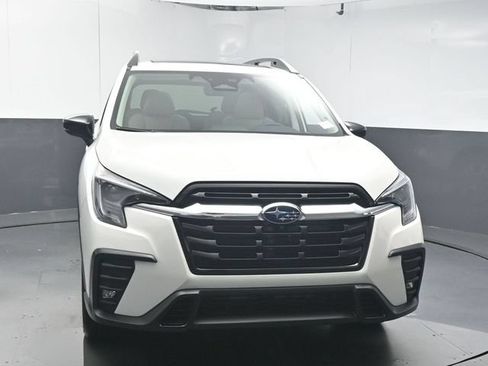 New 2026 Subaru Ascent Limited AWD/4WD image 3