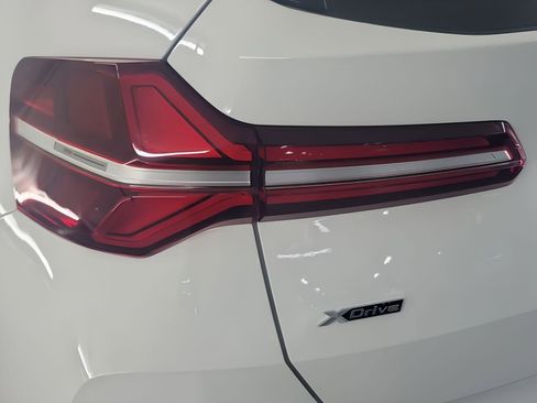 Used 2025 BMW X3 xDrive30i w/ Convenience Package image 23