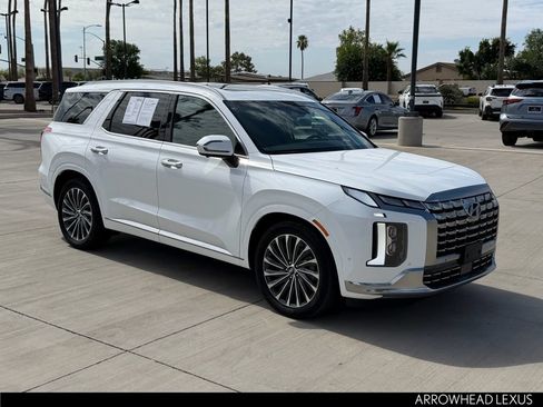 Used 2023 Hyundai Palisade Calligraphy AWD/4WD image 9