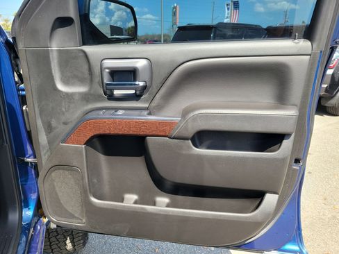 Used 2017 GMC Sierra 1500 SLE w/ SLE Value Package image 26