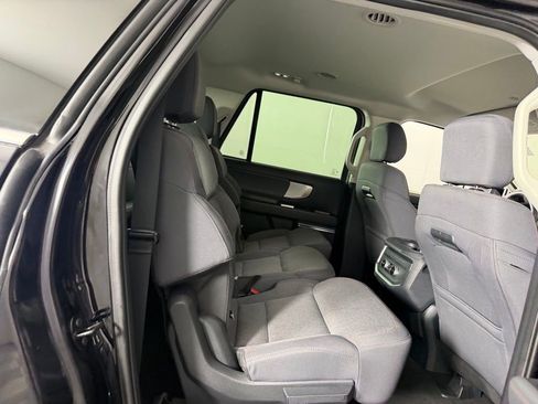 Used 2025 Ford Expedition Max Active RWD image 26