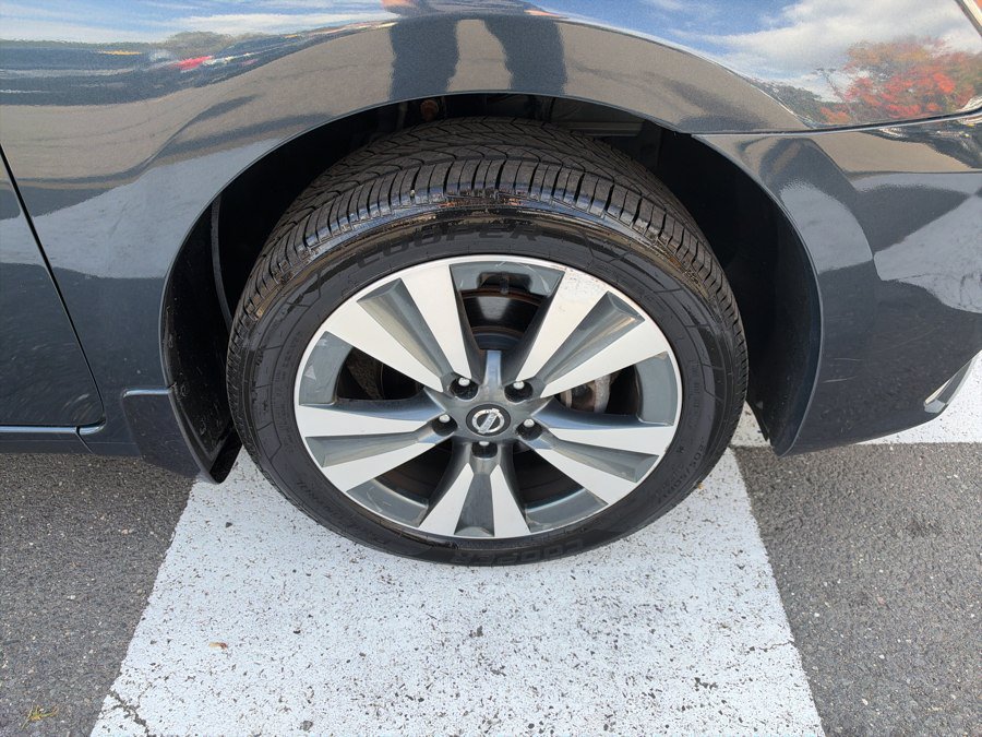 Used 2017 Nissan Sentra SL FWD image 11