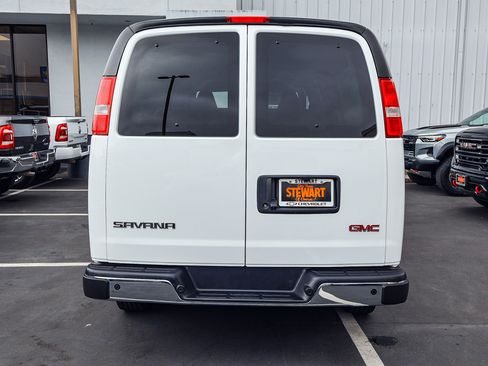 Used 2025 GMC Savana 3500 LT w/ LT Preferred Equipment Group RWD image 21