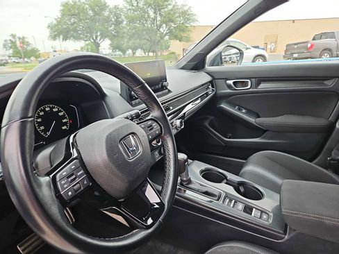 Used 2024 Honda Civic Sport image 10