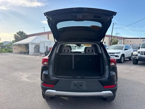 Used 2025 Chevrolet TrailBlazer LT AWD/4WD image 13