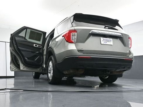 Used 2020 Ford Explorer XLT w/ Comfort Package AWD/4WD image 41