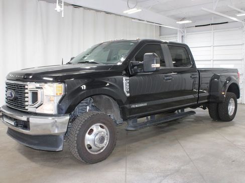 Used 2020 Ford F350 XL w/ STX Appearance Package image 4