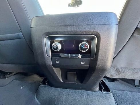 Used 2023 GMC Yukon XL SLE w/ Max Trailering Package AWD/4WD image 30