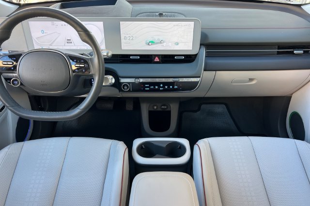 Certified 2024 Hyundai Ioniq 5 Limited RWD image 17