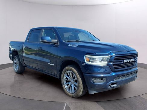 Used 2023 RAM 1500 Laramie AWD/4WD image 7