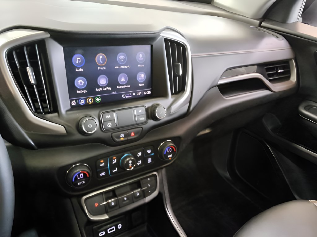 Used 2024 GMC Terrain AT4 w/ Tech Package AWD/4WD image 17
