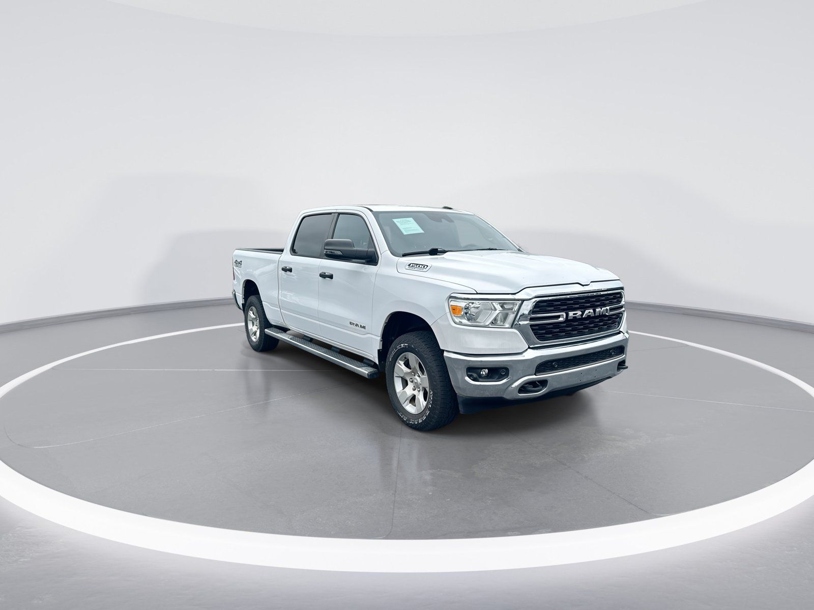 Used 2023 RAM 1500 Big Horn AWD/4WD image 2