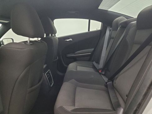 Used 2022 Dodge Charger SXT RWD image 18
