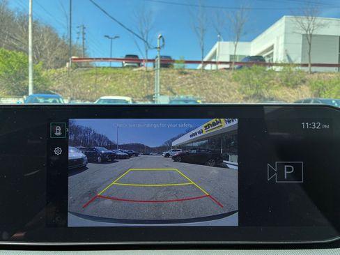 Used 2025 Kia K4 LXS image 23