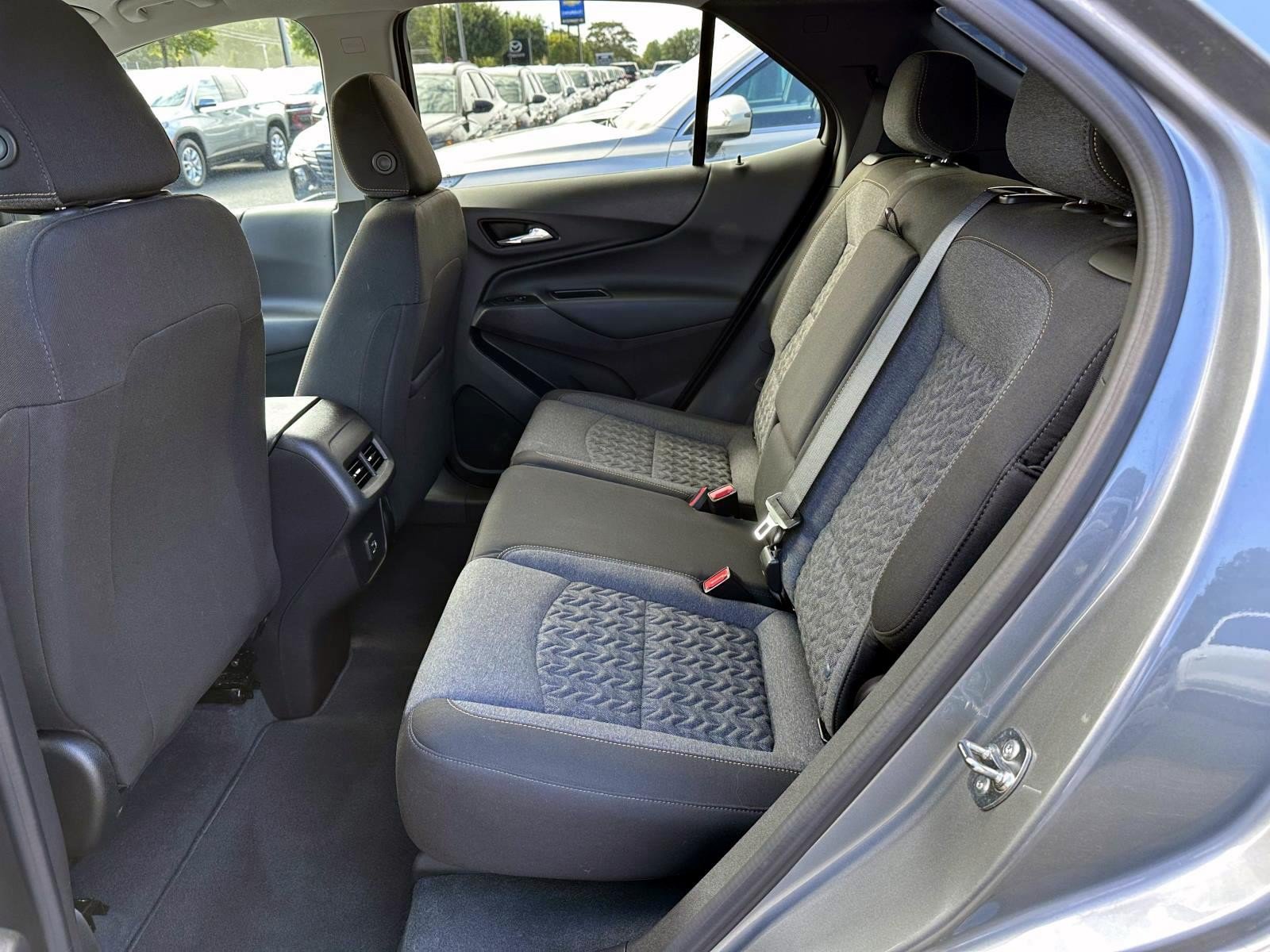 Used 2024 Chevrolet Equinox LT AWD/4WD image 12