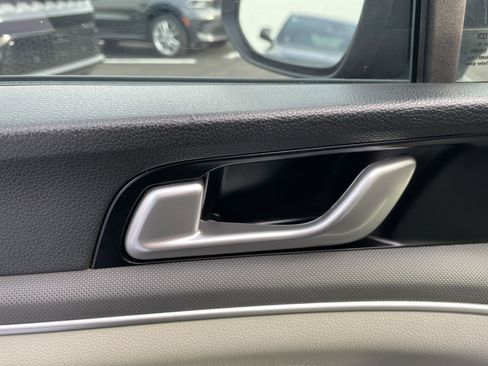 Used 2021 Kia K5 LXS image 35