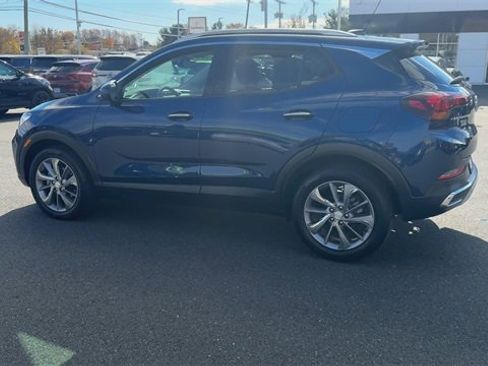 Used 2023 Buick Encore GX Essence w/ Experience Buick Package image 6