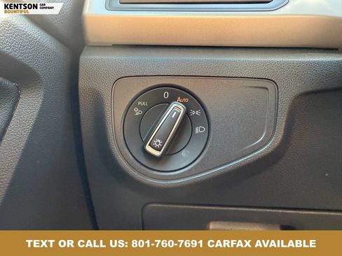Used 2020 Volkswagen Atlas Cross Sport SE AWD/4WD image 19