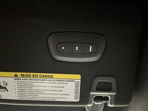 Used 2025 Jeep Grand Cherokee Limited w/ Black Appearance Package image 26