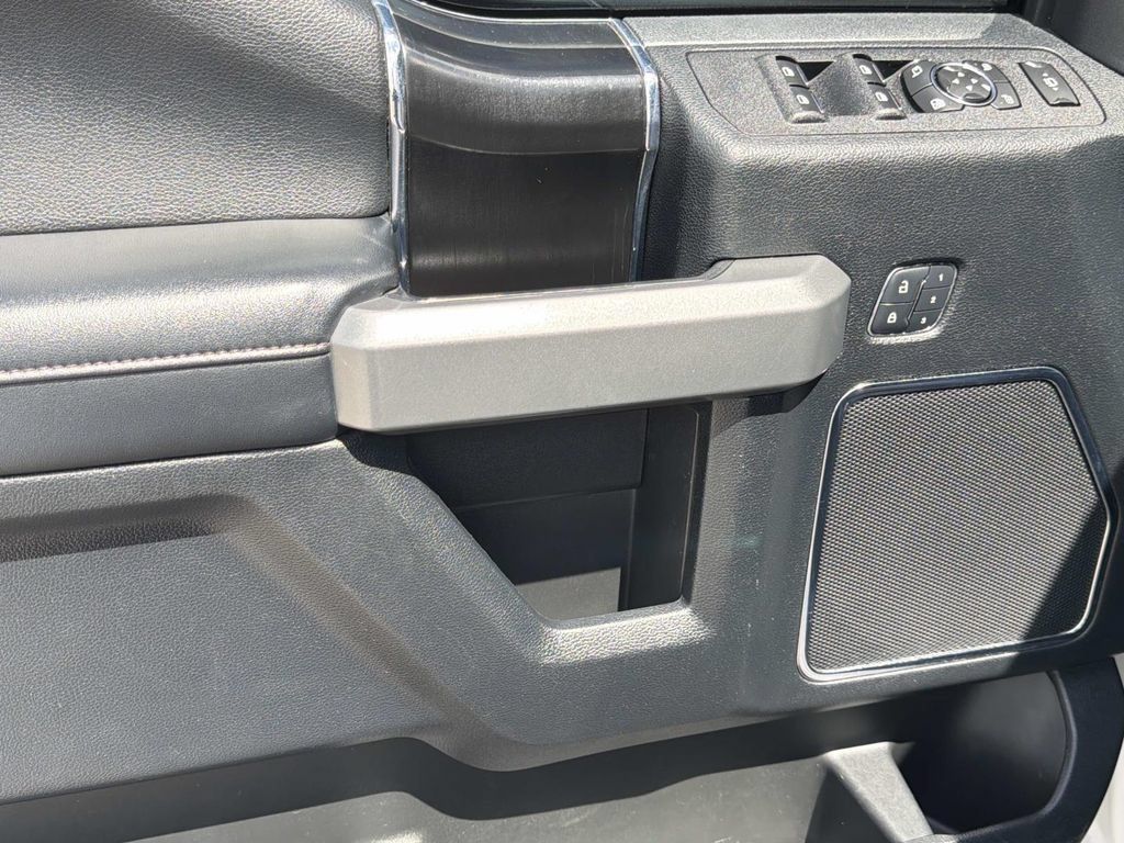 Used 2018 Ford F450 Platinum w/ Platinum Ultimate Package AWD/4WD image 12