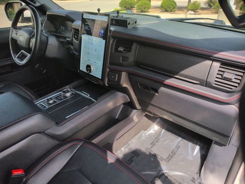 Certified 2024 Ford Expedition Limited AWD/4WD image 38