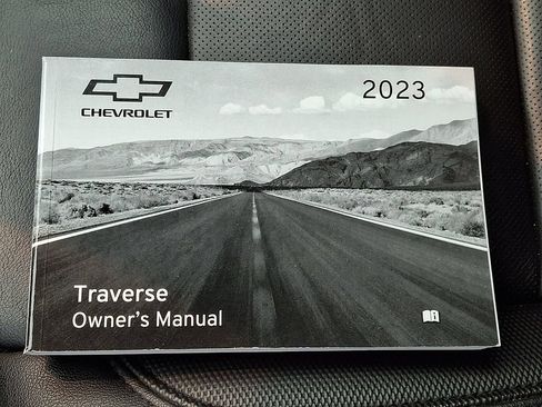 Used 2023 Chevrolet Traverse RS w/ LPO, Floor Liner Package AWD/4WD image 35