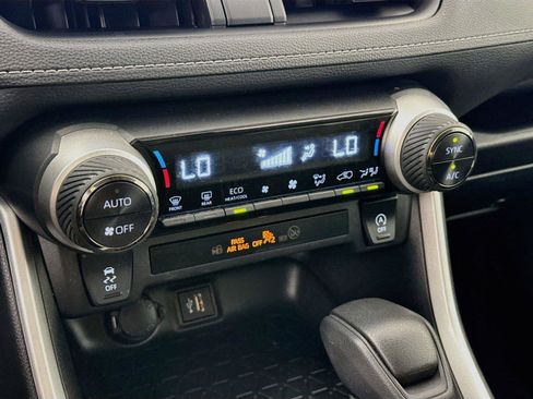 Certified 2025 Toyota RAV4 XLE FWD image 24