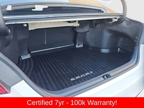 Certified 2020 Toyota Camry XLE image 21
